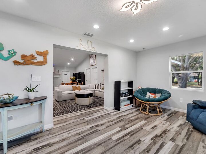 Property Photo:  39930 Sunburst Drive  FL 33525 