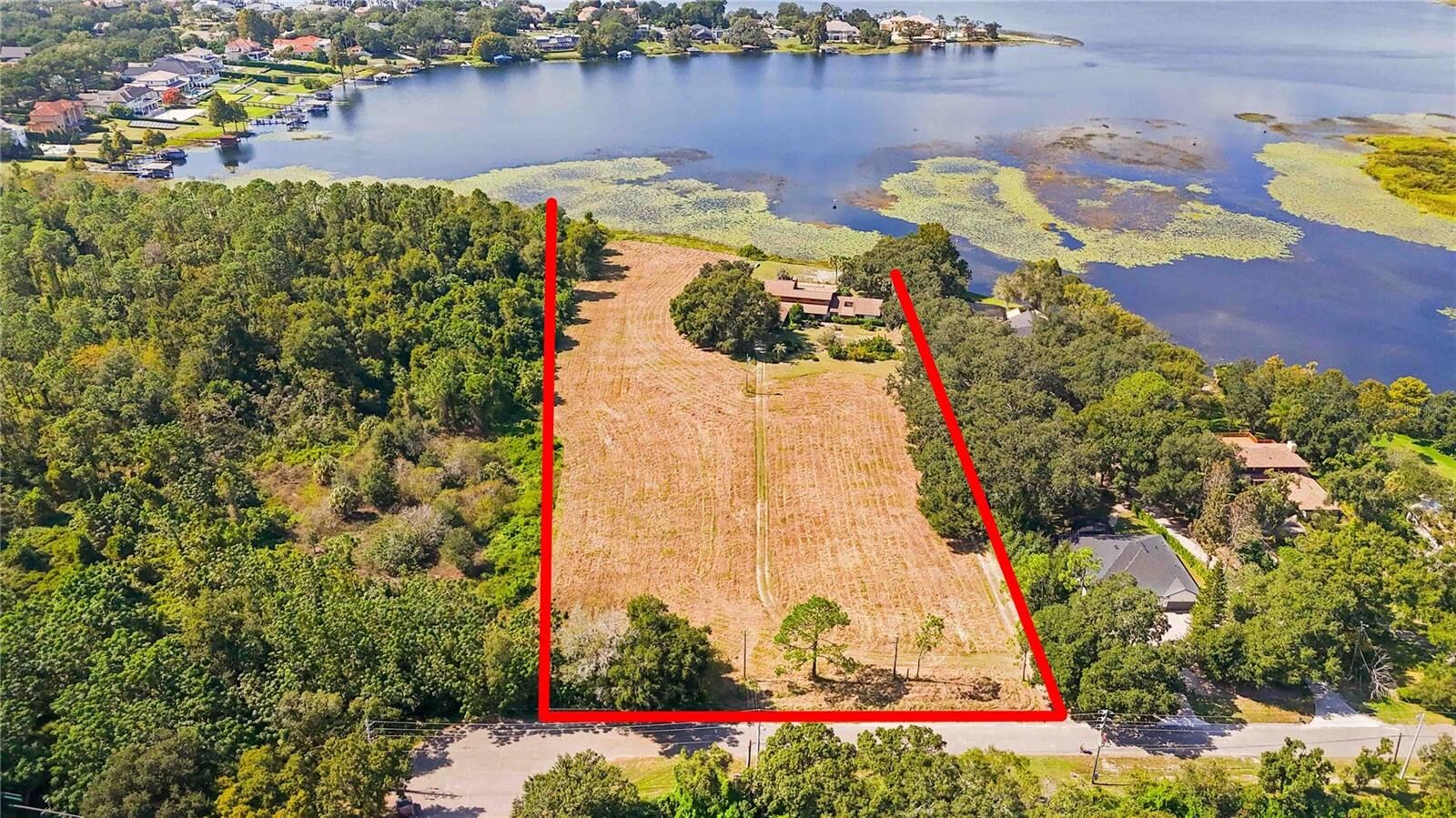Property Photo: 4226 Downeast Lane FL 34786