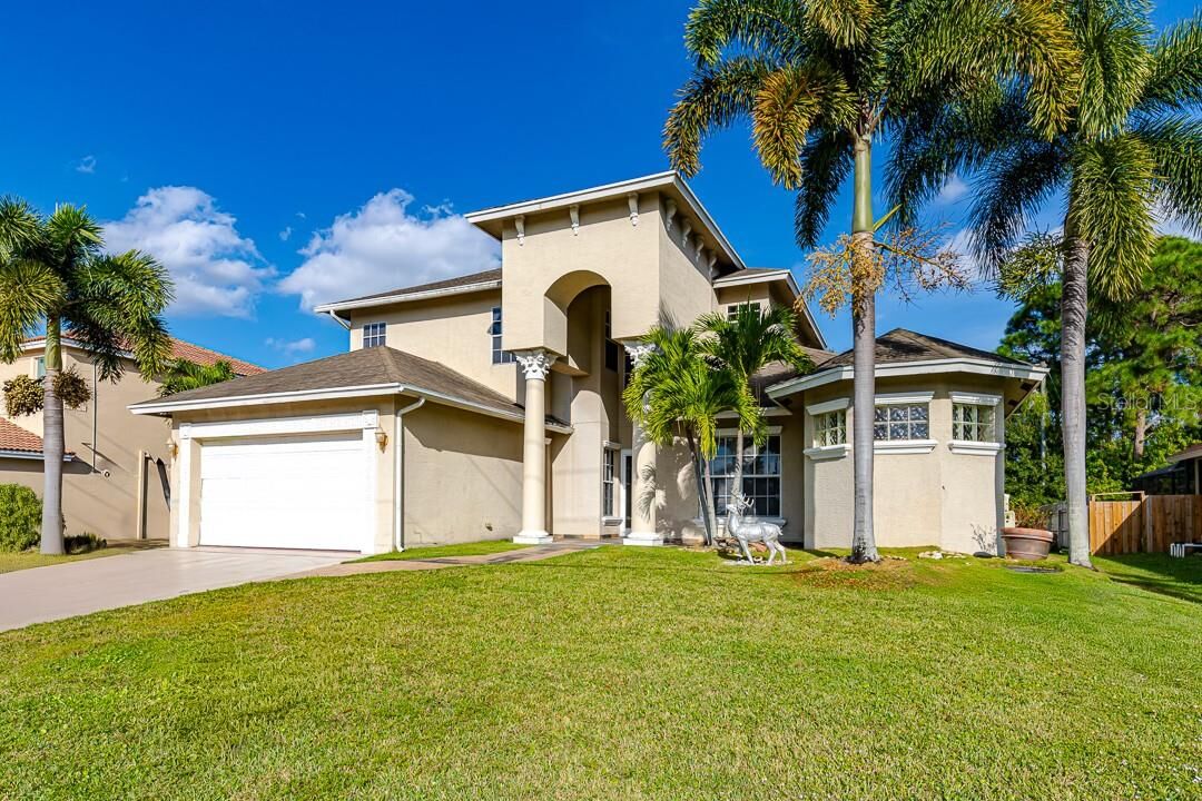 Property Photo:  2081 SW Bayshore Boulevard  FL 34984 