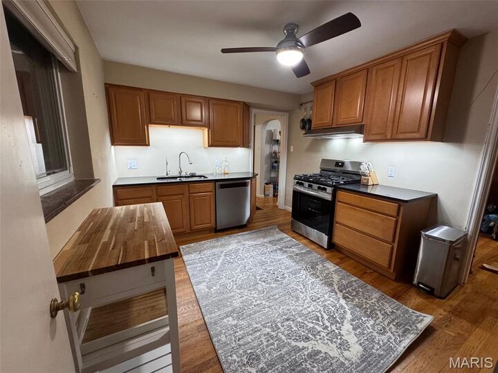 Property Photo:  84 S Laclede Station Road  MO 63119 