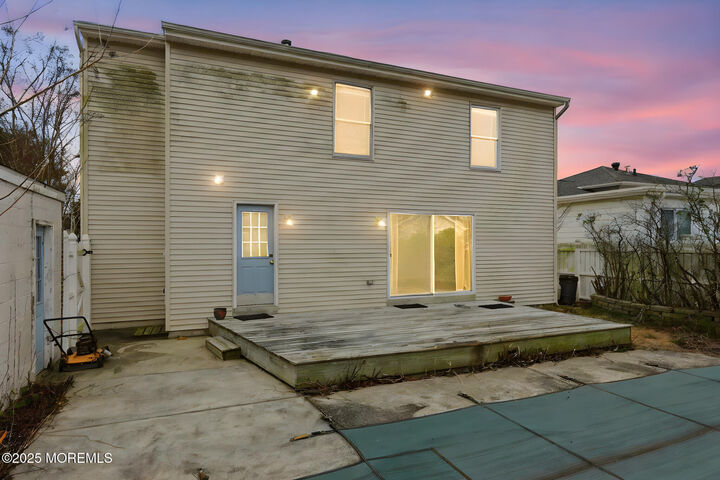 Property Photo:  41 E Vernon Avenue E  NJ 08225 