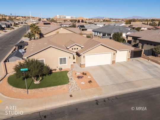 Property Photo: 907 Wasi NV 89027