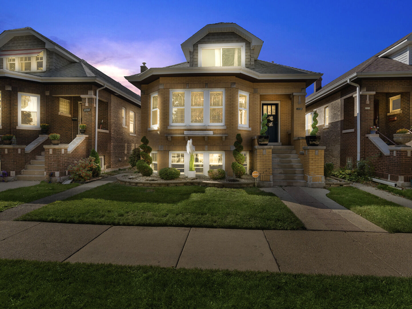 Property Photo: 1926 Wisconsin Avenue IL 60402