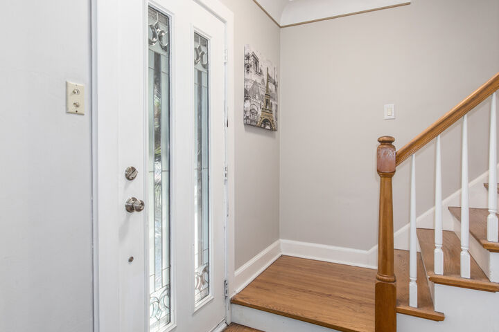 Property Photo:  3312 N New England Avenue  IL 60634 