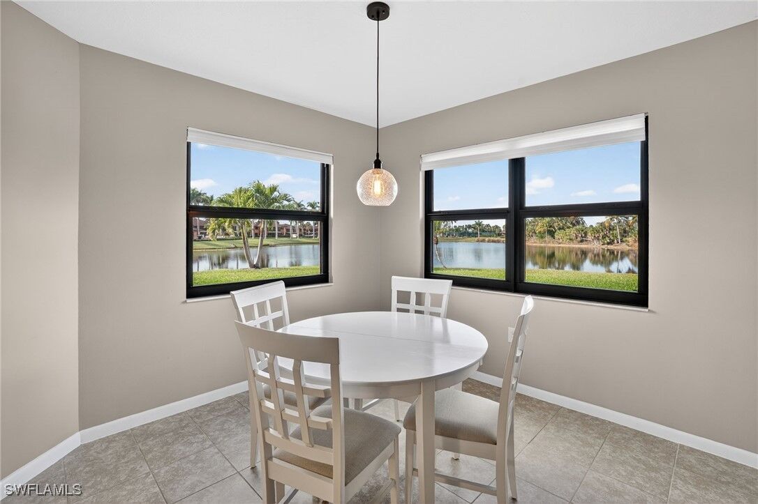 Property Photo: 1544 Mainsail Drive 10 FL 34114