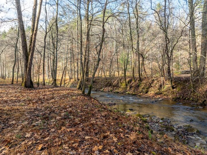 Property Photo: 894 Hap Holt Road GA 30540