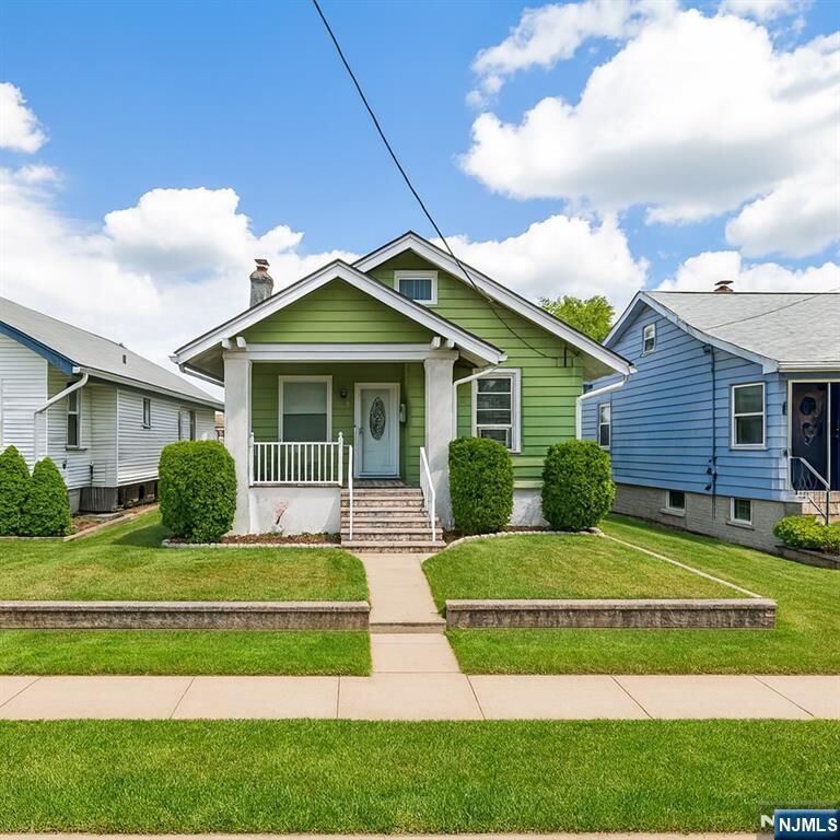 Property Photo:  167 Valley Brook Avenue  NJ 07071 