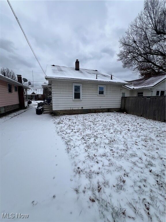 Property Photo:  328 Marmion Avenue  OH 44507 