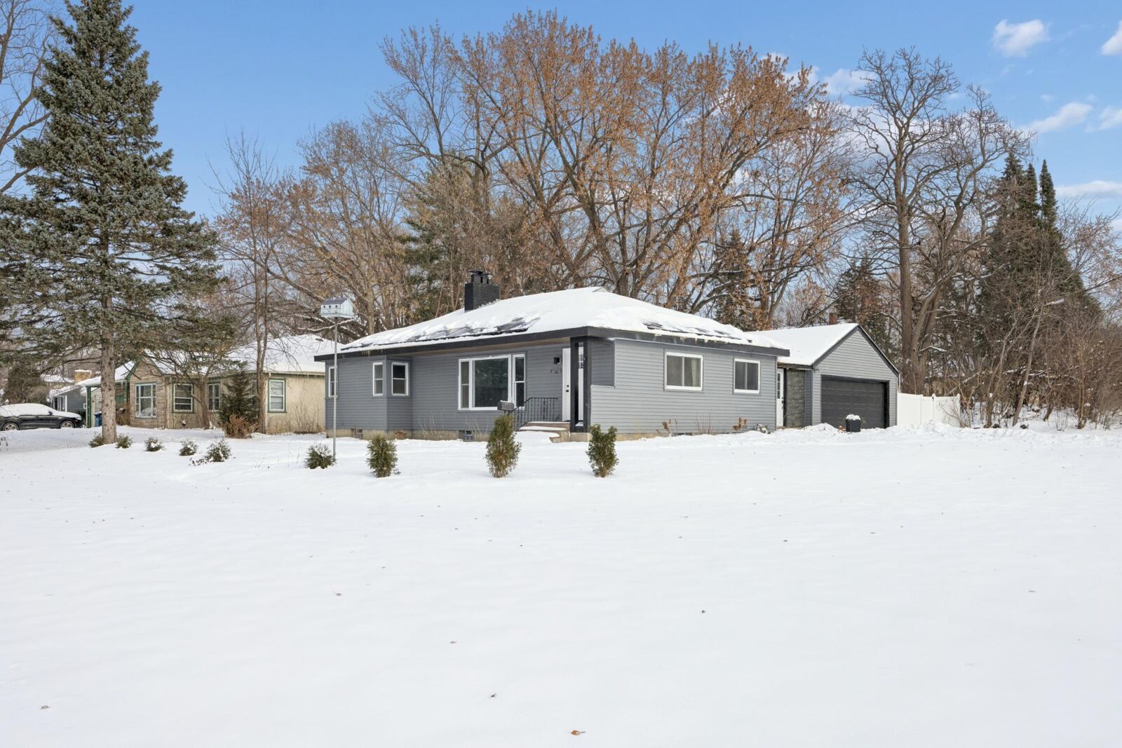 Property Photo: 2300 Zenith Avenue N MN 55422
