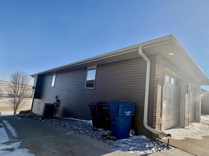 Property Photo: 854 Springbrook IA 51024