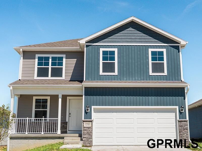 Property Photo:  12715 S 205th Avenue  NE 68028 