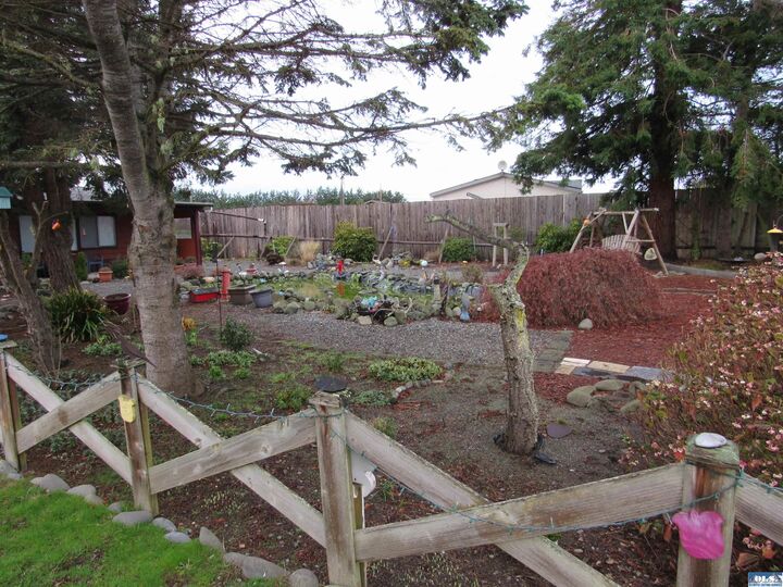 Property Photo:  311 Mountain View  WA 98382-0000 