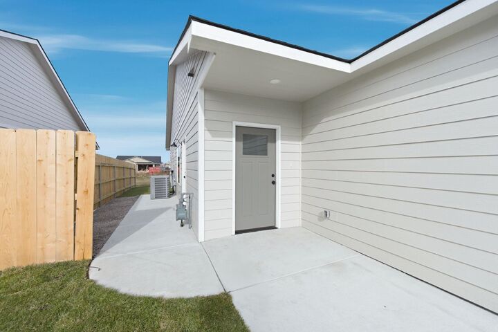 Property Photo:  16830 W Kashmir St  KS 67052-0149 