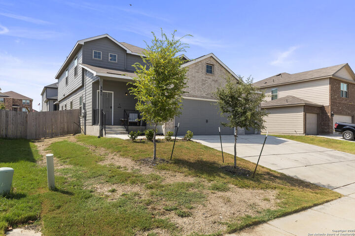 Property Photo: 331 Saddle Dawn TX 78108