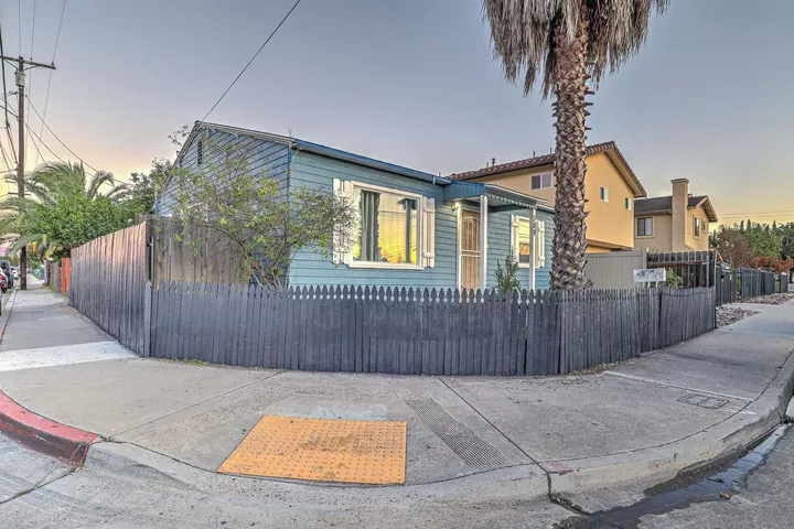 Property Photo:  389 Chambers St.  CA 92020 