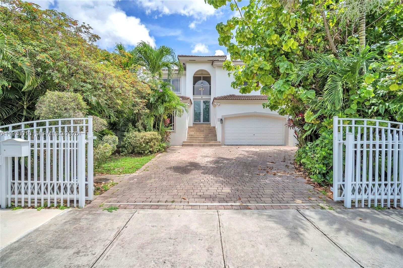 Property Photo: 2913 SW 13th St FL 33145