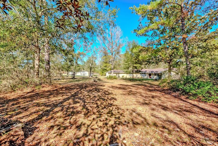 Property Photo:  260 Lawrence  TX 77662 