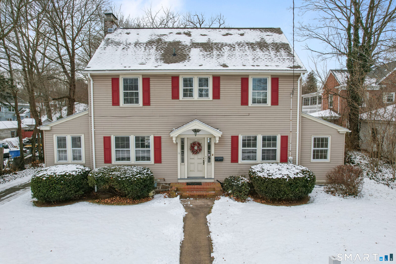 Property Photo: 351 Lincoln Street CT 06052