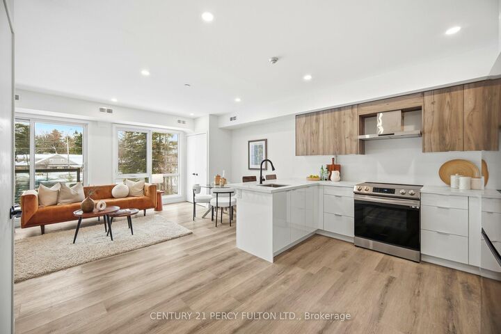 Property Photo:  61 Orchard Park Drive 201  ON M1E 0C8 