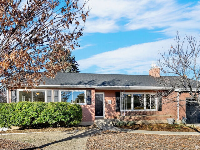 Property Photo: 1559 E 4160 S UT 84124