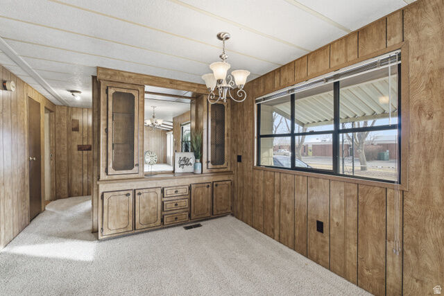 Property Photo: 250 N 200 W UT 84066