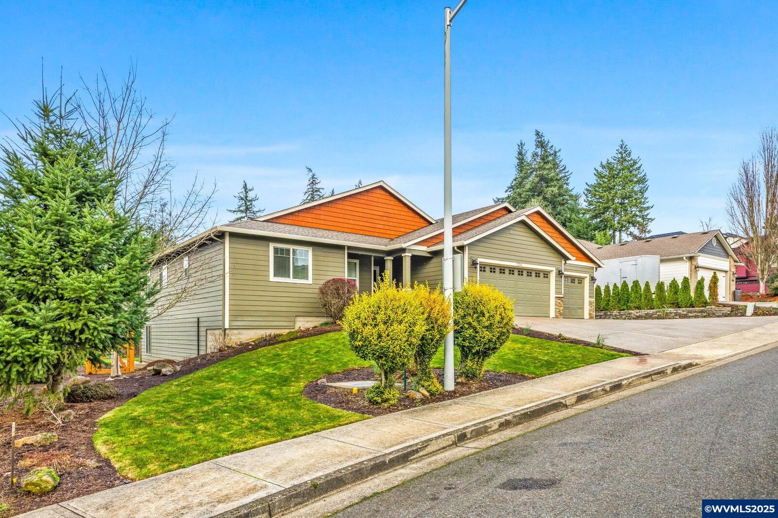 Property Photo:  7255 Eastwood Dr SE  OR 97392 