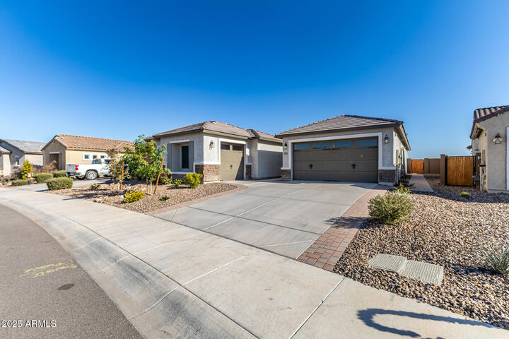 Property Photo: 2991 N Riverside Drive AZ 85132