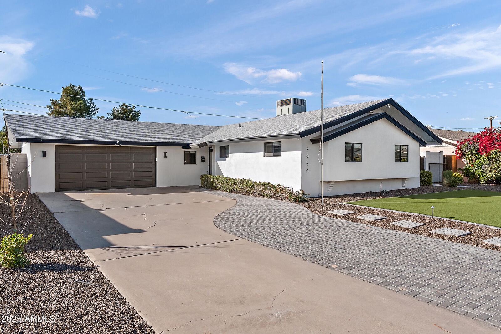 Property Photo:  2050 N 71st Street  AZ 85257 