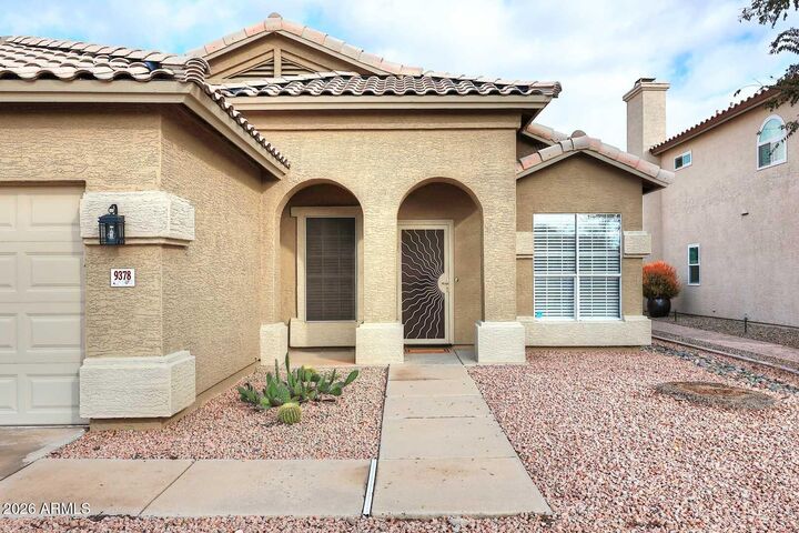 Property Photo: 9378 E Dreyfus Place AZ 85260