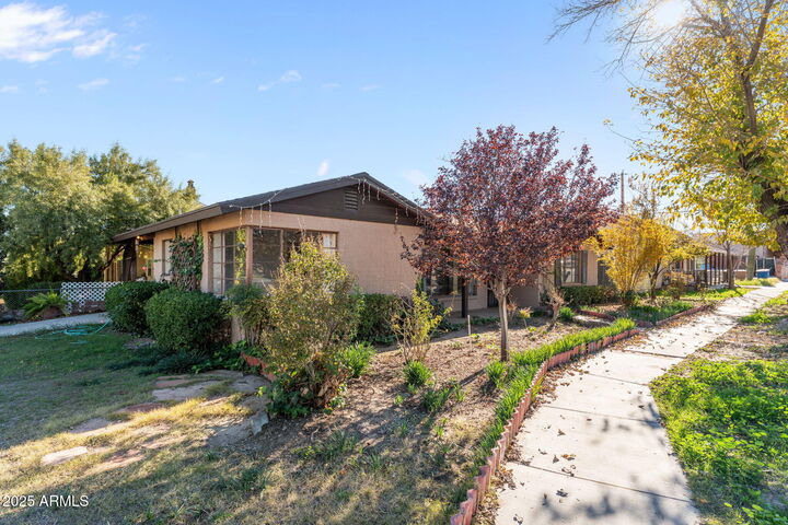 Property Photo:  111 W Yavapai Street  AZ 85390 