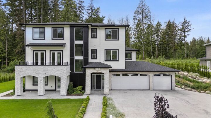 12425 271 Street — photo 1