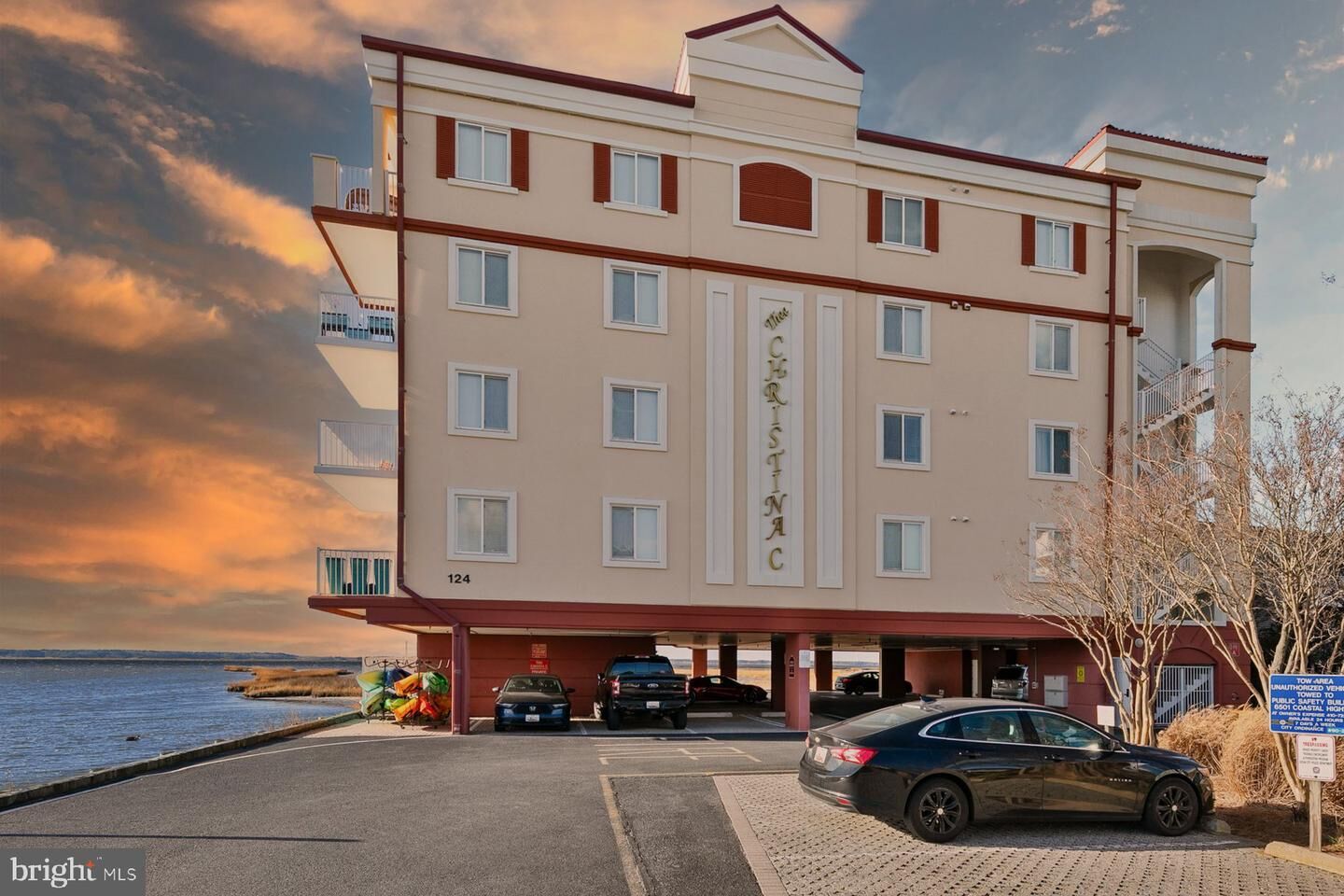 Property Photo:  124 75th Street 102  MD 21842 