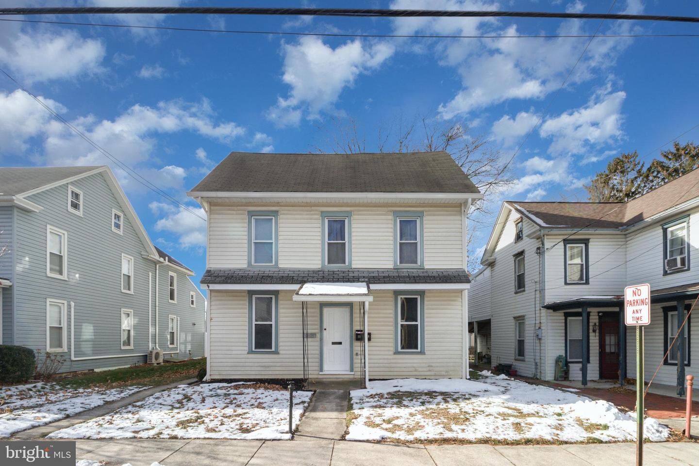 Property Photo:  118 S Railroad Street  PA 17036 