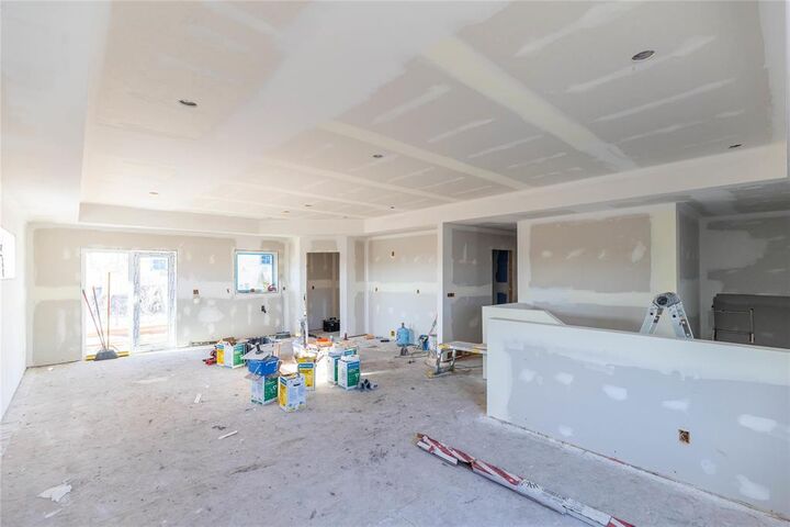 Property Photo:  44 Parkside Crescent  MB R5G 2X3 