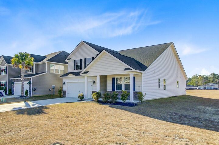 Property Photo: 508 Squire Pope Road SC 29486