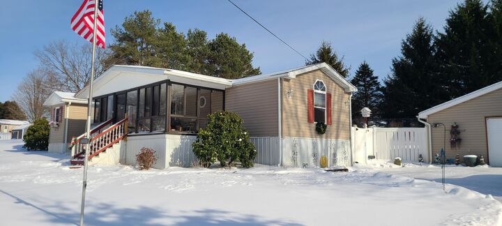 Property Photo:  109 Sleepy Hollow Rd  PA 15851 