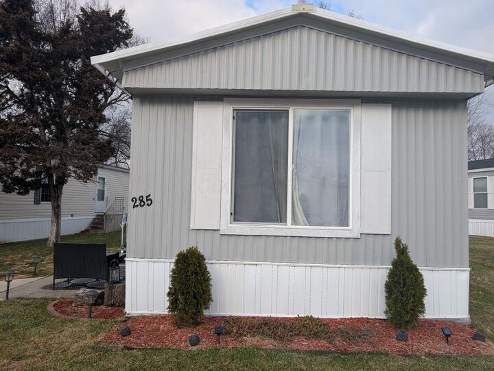 Property Photo:  285 Walnut Boulevard  OH 43035 