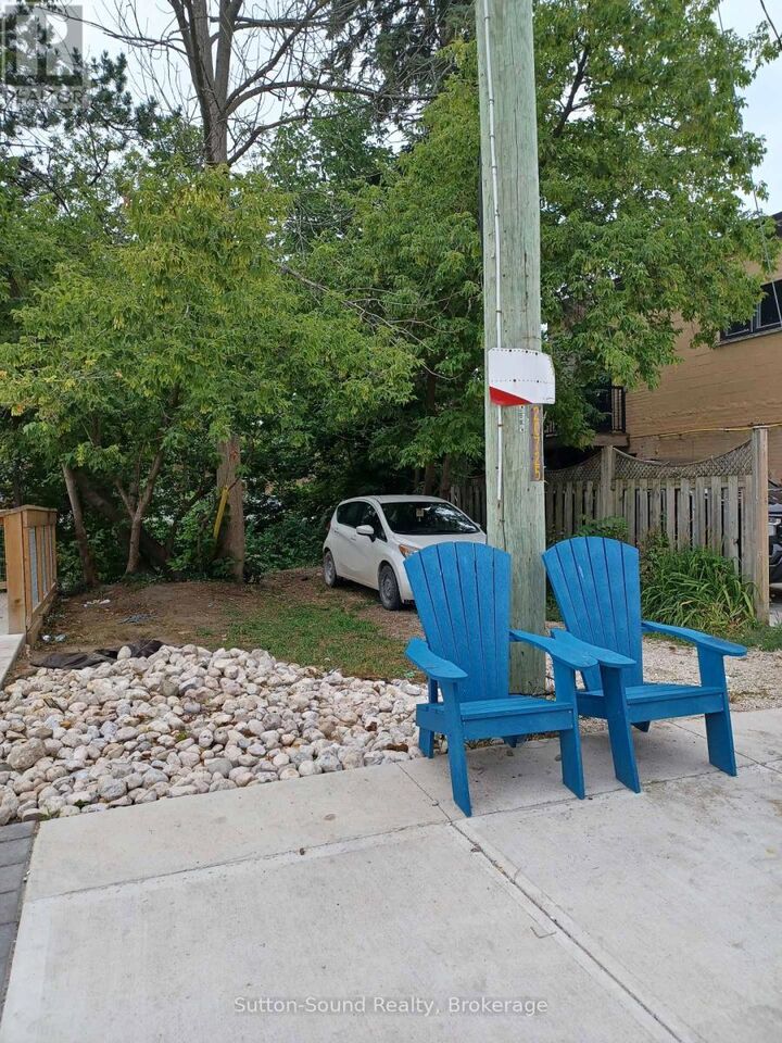 Property Photo:  X 1st Avenue East  ON N4K 2E1 