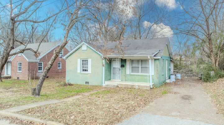 Property Photo: 325 W Cooper Street TN 38012