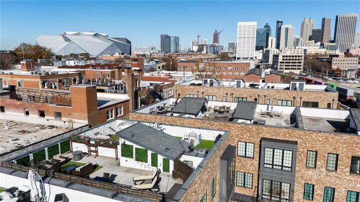 Property Photo:  256 Castleberry Station Drive  GA 30313 