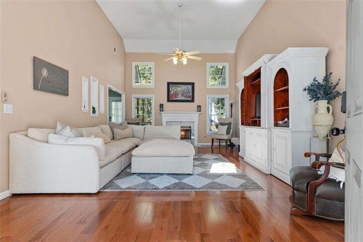 Property Photo:  7 Crestview Lane SE  GA 30161 