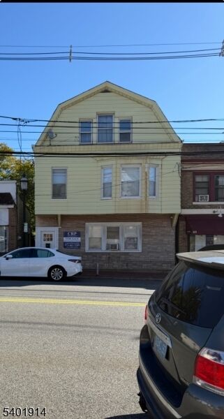 Property Photo:  425 Main St  NJ 07052 