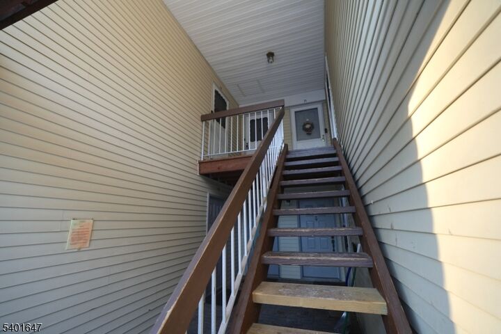 Property Photo:  70 Eton Way  NJ 08873 