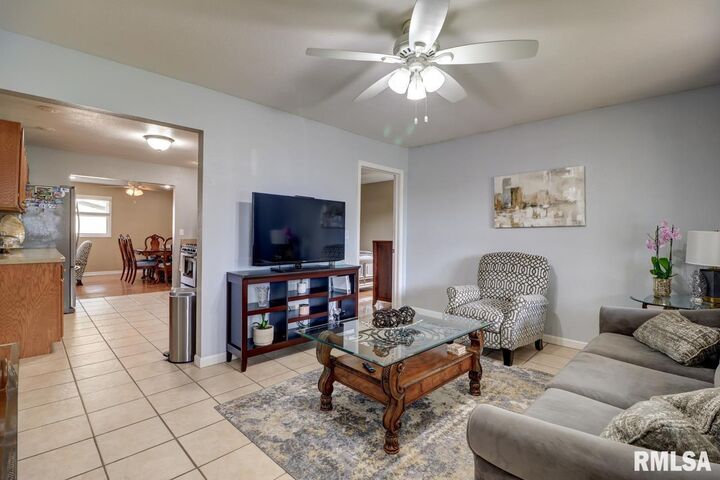 Property Photo:  2410 Barker Street  IA 52732 