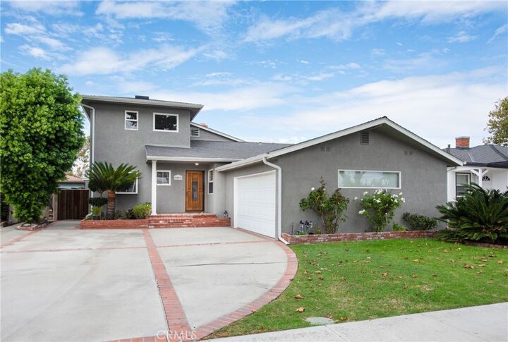 Property Photo:  2007 W 180th Place  CA 90504 