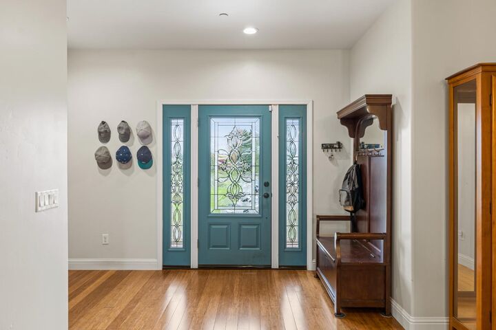 Property Photo: 1150 Hood Franklin Road CA 95757