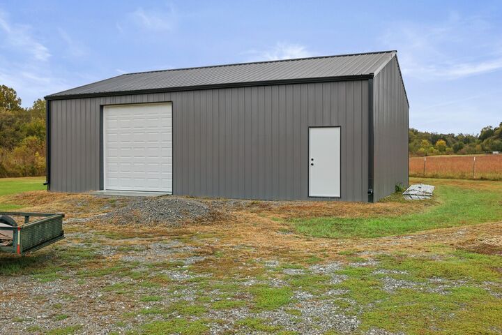 Property Photo:  890 W Main St  TN 37012 