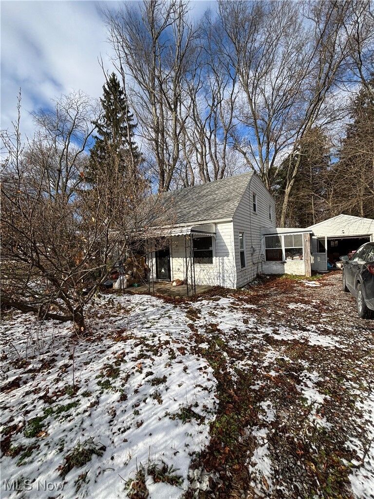 Property Photo:  2371 Hillstock Avenue  OH 44312 