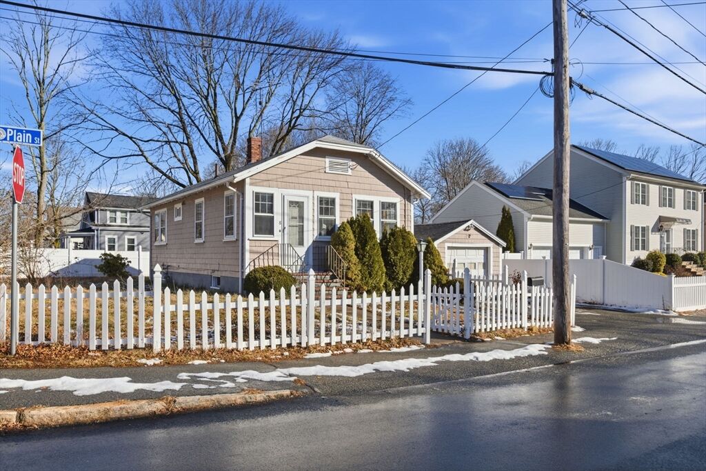 Property Photo:  8 Plain St  MA 02368 