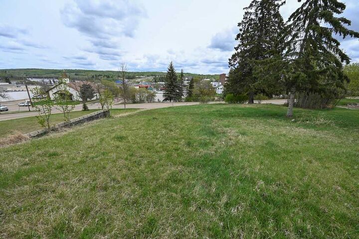 Property Photo: 4815 51 Street AB T9S 1K7